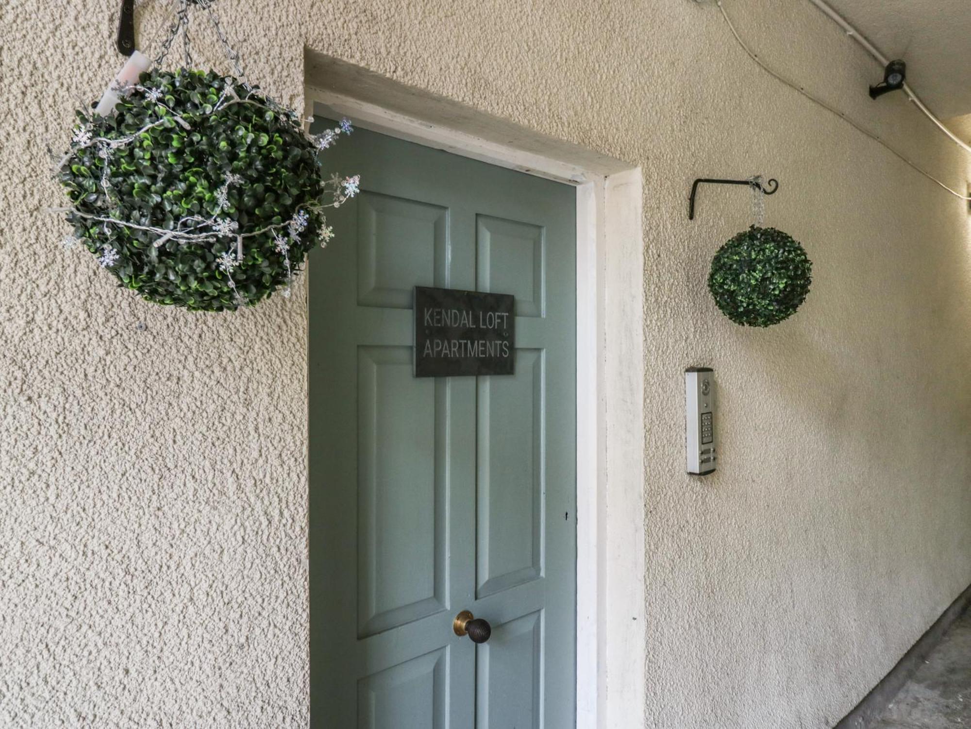 Helton Fell Apartment Kendal Bagian luar foto